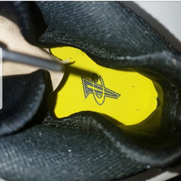 Nike Air Foamposites One-Wu-Tang Optic Yellow - Picture 11 of 13